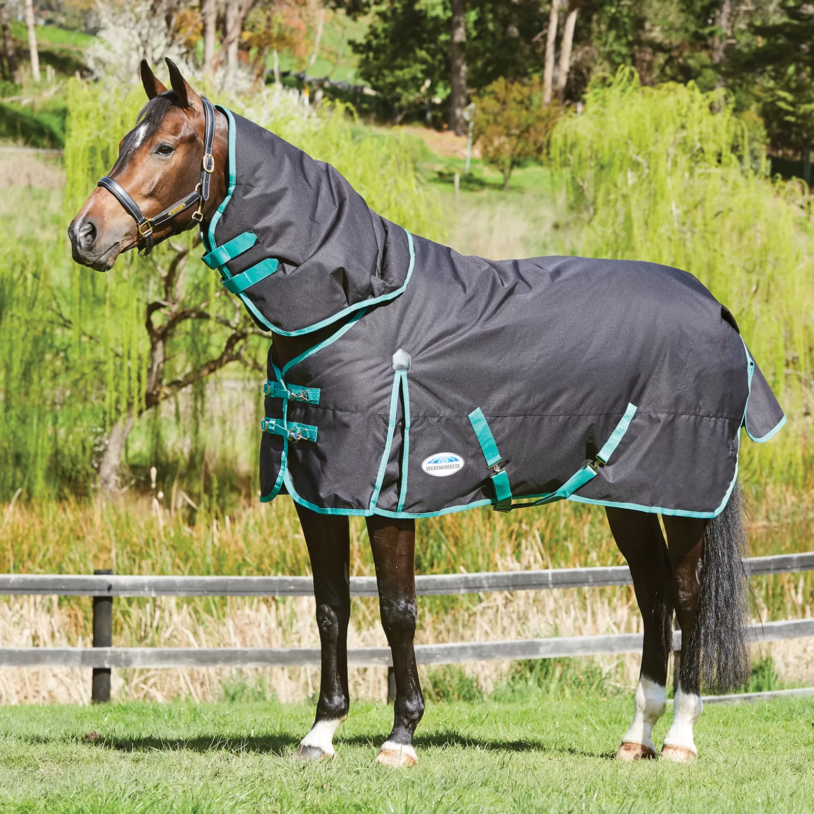 weatherbeeta Green-Tec 900D Deatch-A-Neck Lite Plus Sadeloimi Irrotettavalla Kaulakappaleella, 50 G Black/Bottle Green Clearance